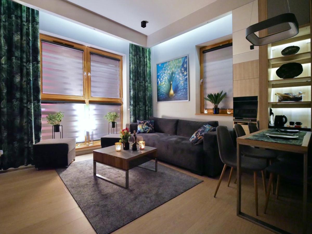4uapart-apartment Platan Tower Paradiso *