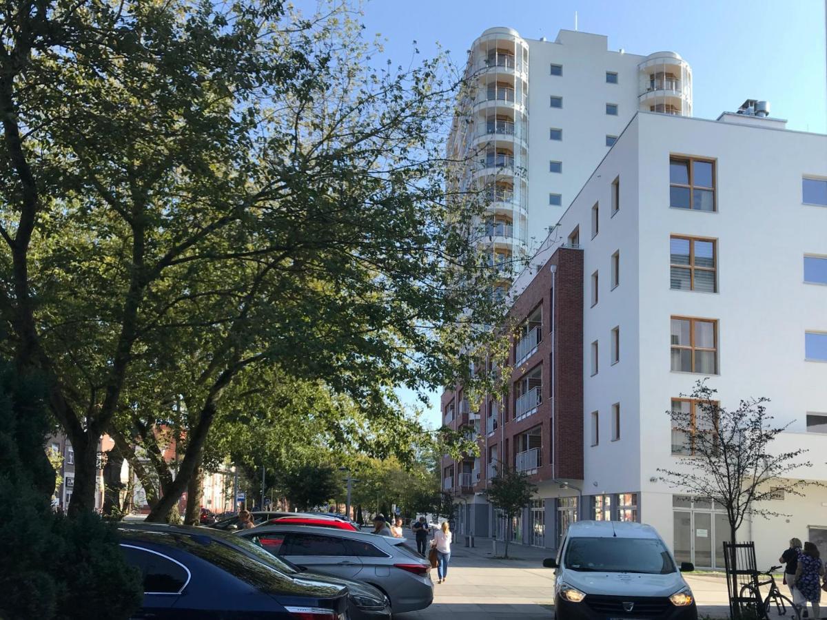 Апартаменти 4uapart-apartment Platan Tower Paradiso